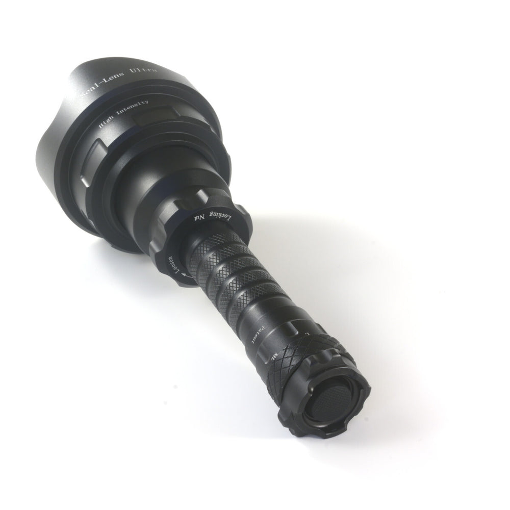 Wolf Eyes Seal Pro Ultra with lightweight aspheric head attached