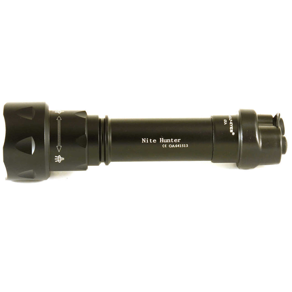 compact tactical IR torch for throwing greater distances