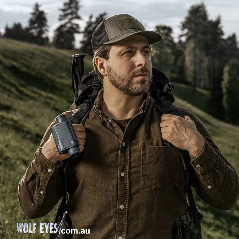 axion xq30 being worn on hand