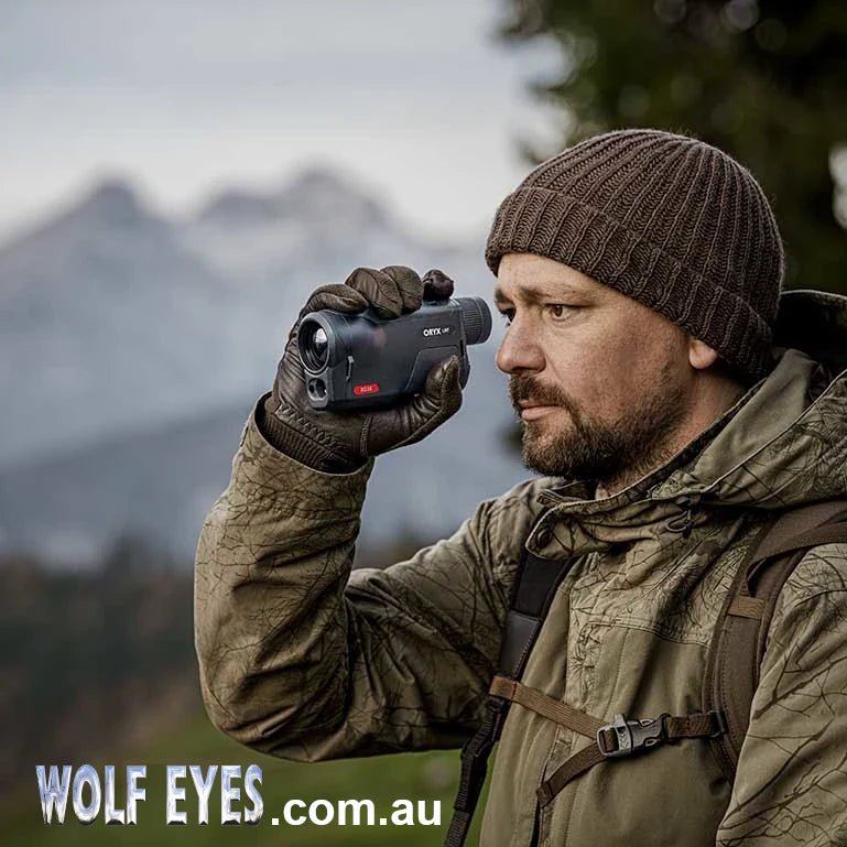 ulsar Oryx xg35 lrf being used by man in beanie
