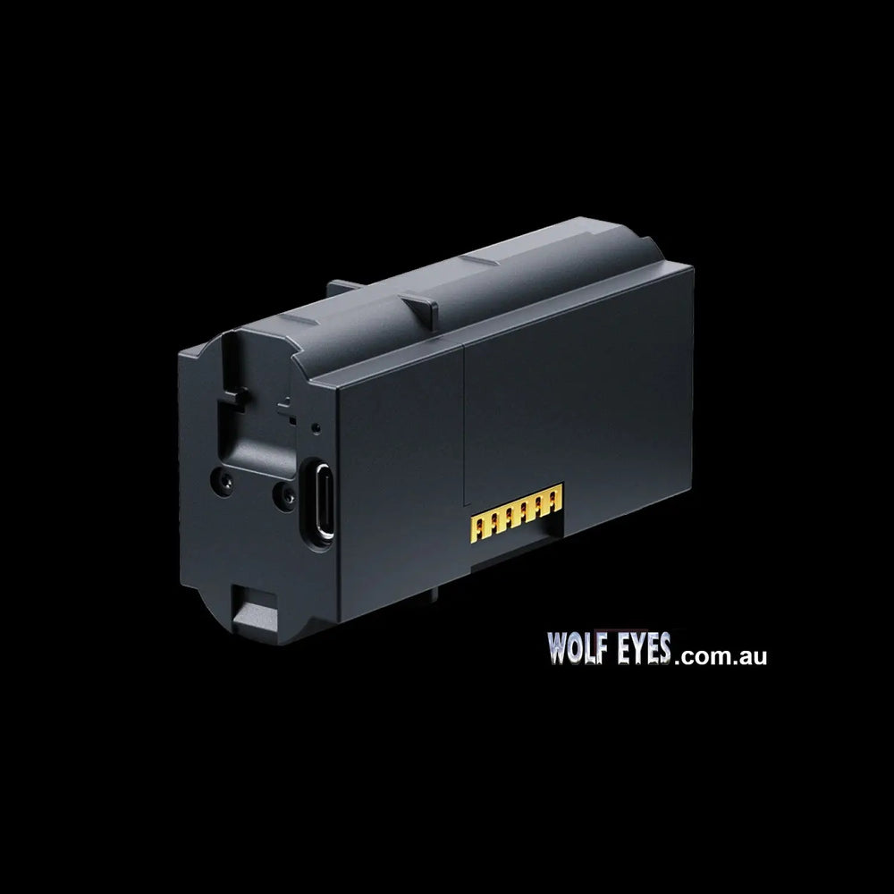 LPS 7i Pulsar Battery shown with Wolf Eyes branding, featuring USB-C and wireless charging for uninterrupted use in thermal imaging devices.
