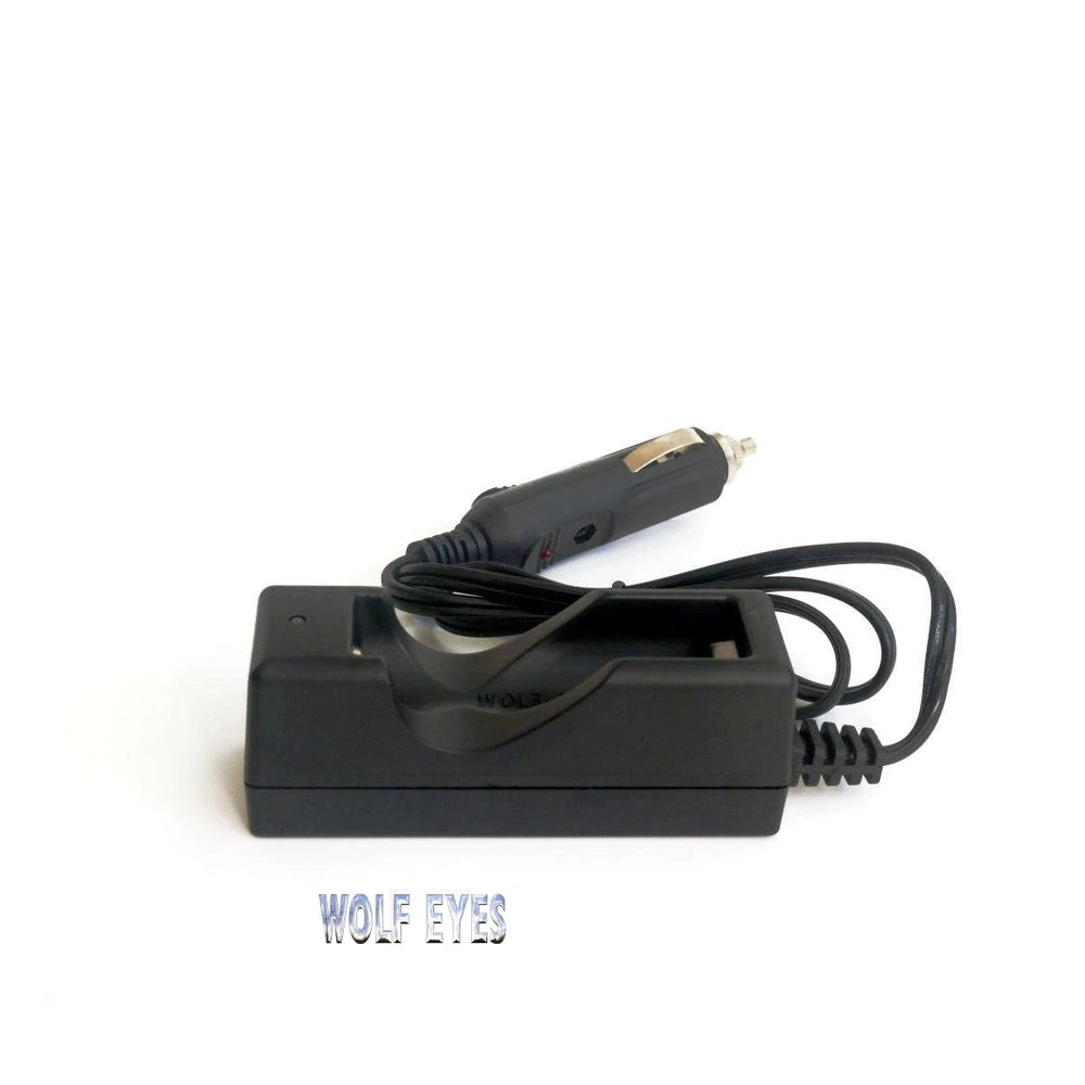 wolf eyes 12V car charger