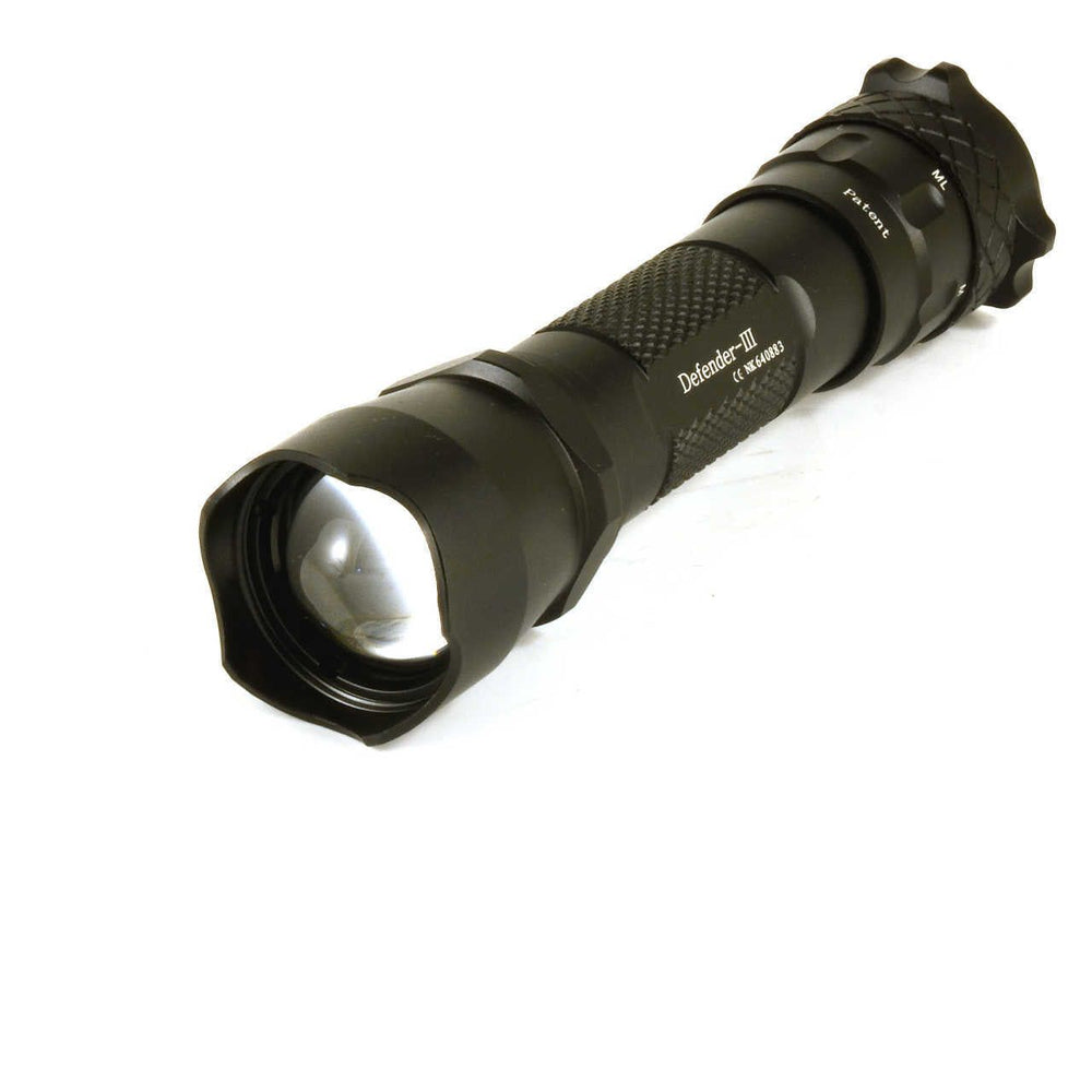 Wolf Eyes Defender III Pro Ultra LED torch